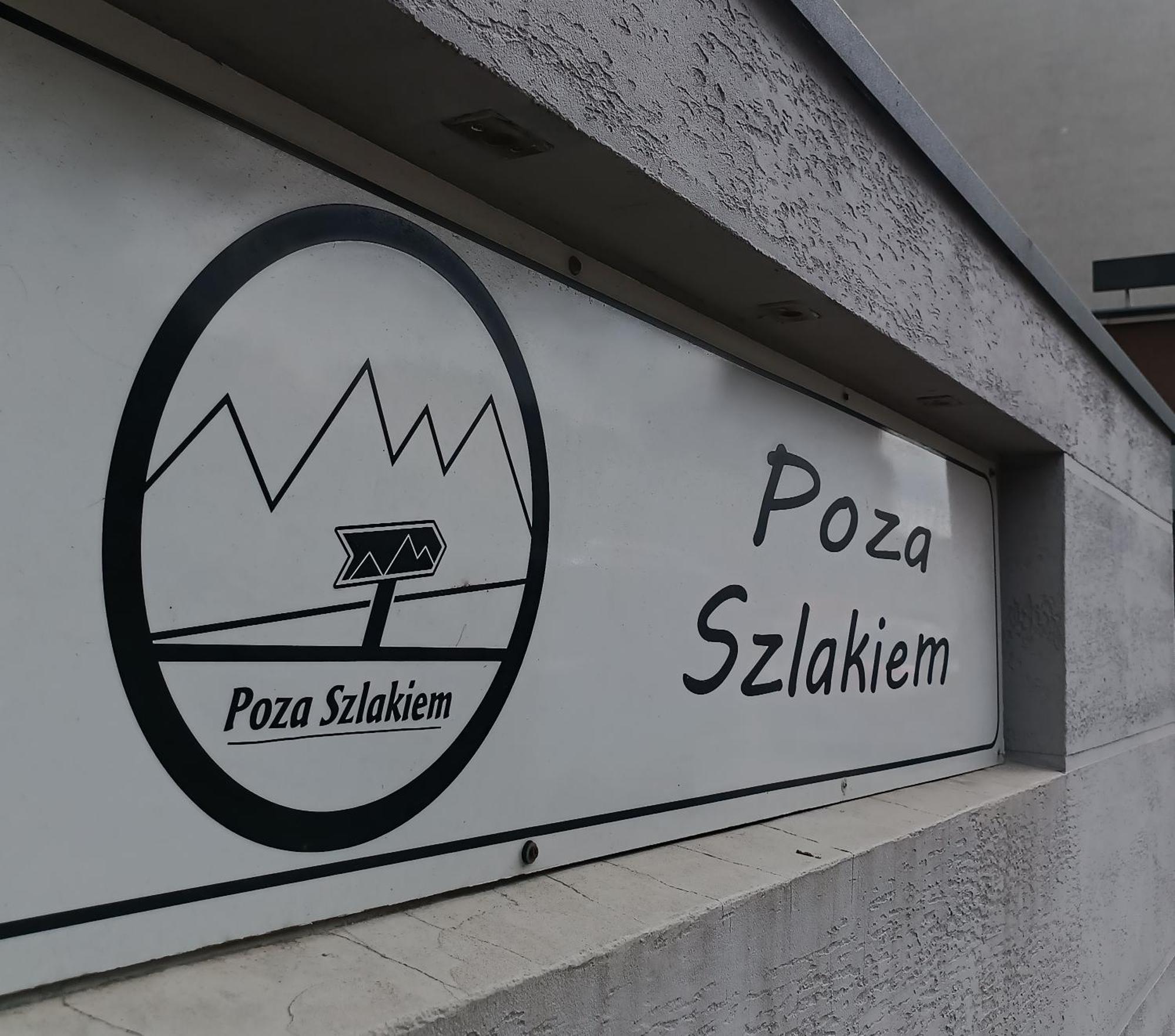Noclegi "Poza Szlakiem" Wałbrzych Esterno foto