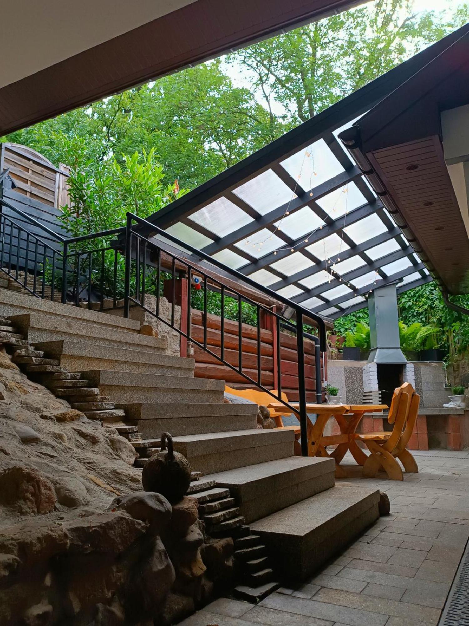 Noclegi "Poza Szlakiem" Wałbrzych Esterno foto
